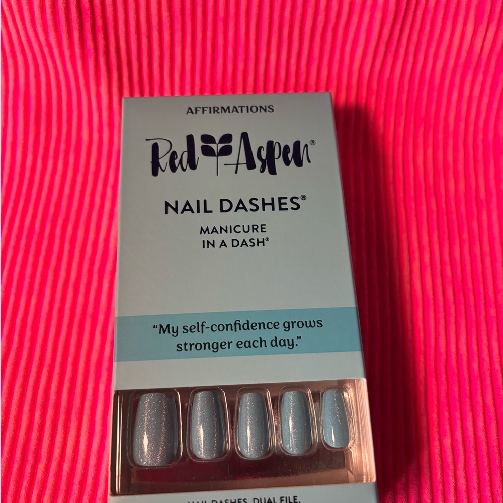 Red Aspen Nail Dashes - Emanuel is confident